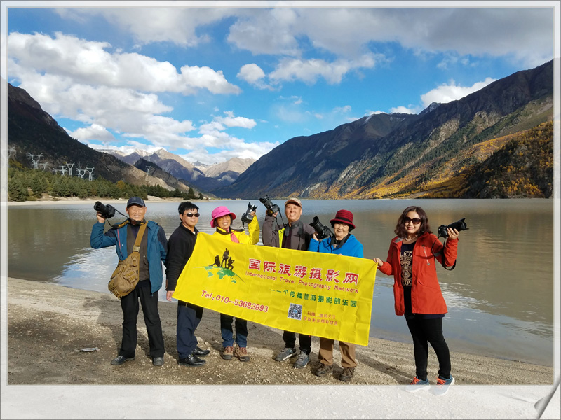 10 .12藏滇川摄影团2.jpg