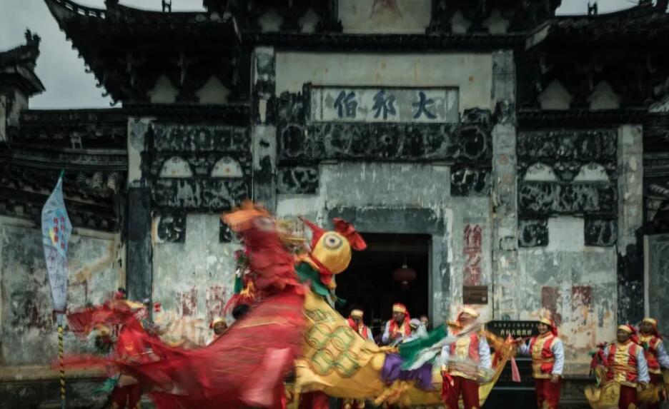 春节将至徽州话怎么说 (春节将至 徽州过大年 这份冬游黄山路线值得收藏!)(图1) 黄山